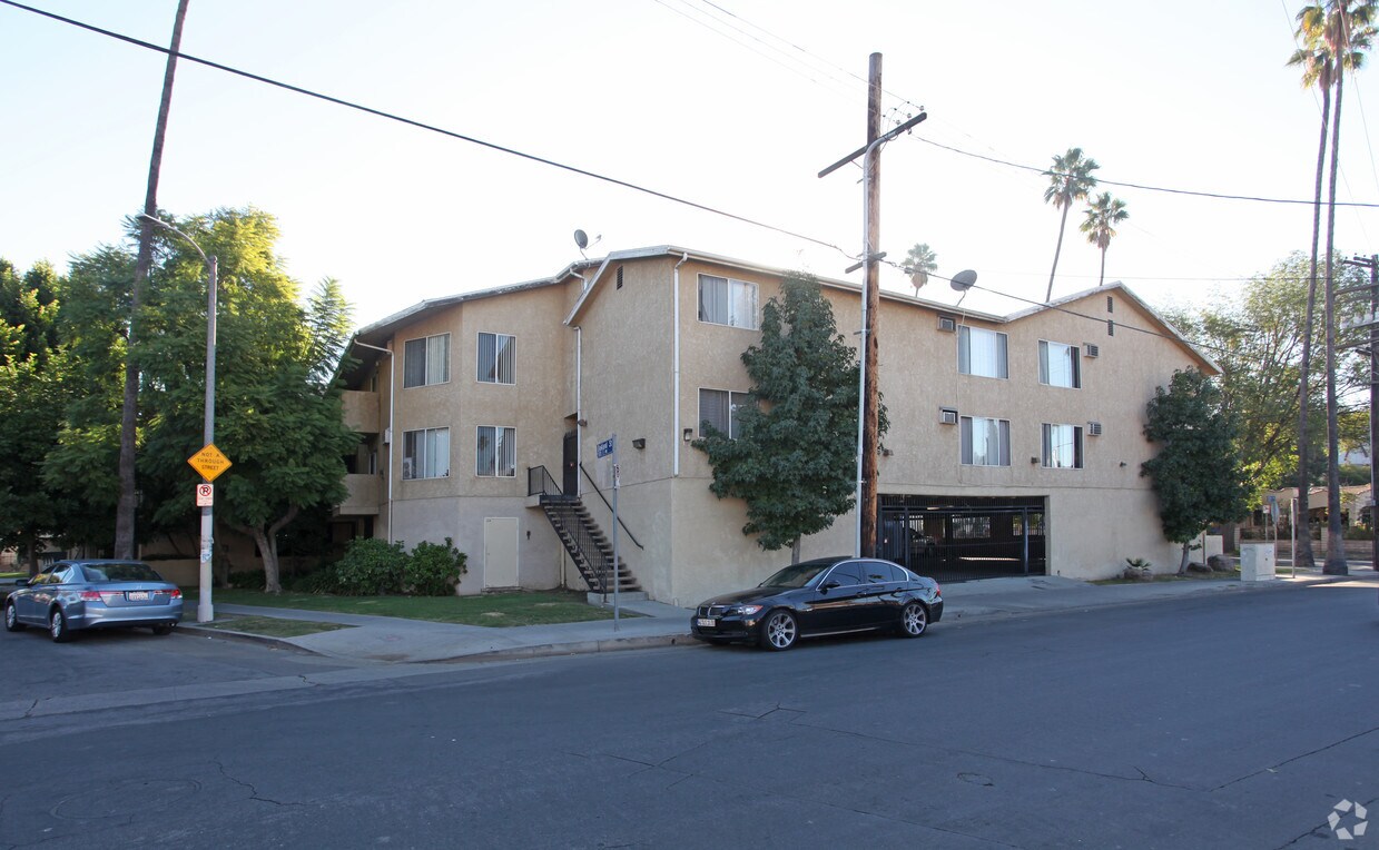 Building Photo - Casa Portola