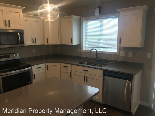 Foto del edificio - 4 br, 2 bath House - 3840 16th St S