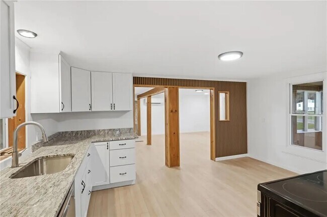 Foto del edificio - 3989 Dean Rd