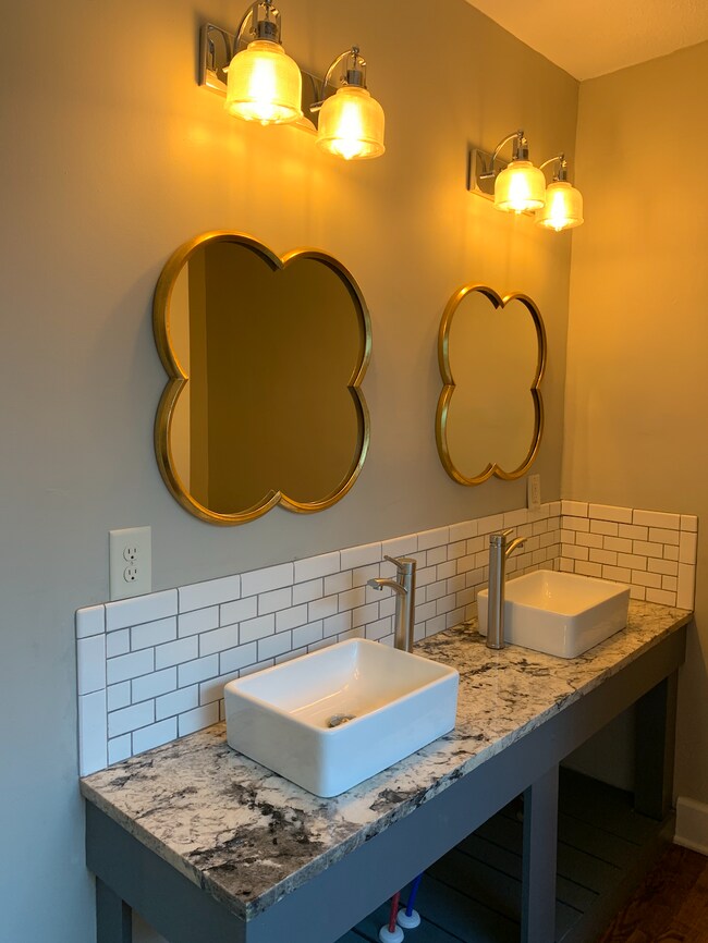 Foto del edificio - 14 E 73rd St