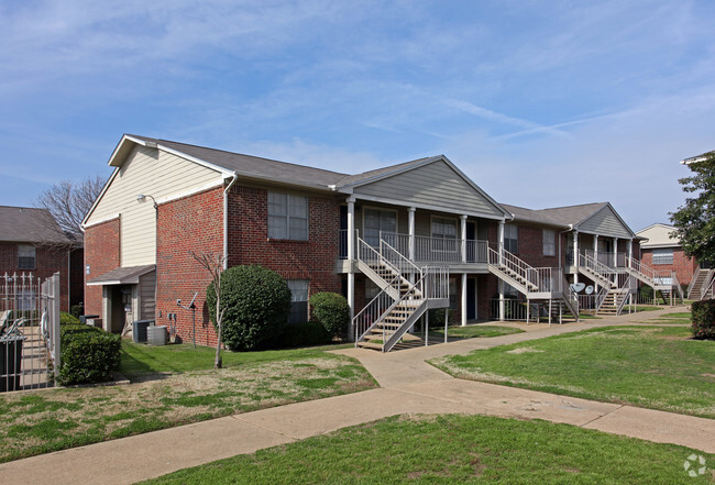 Building Photo - Ambassador Apartments