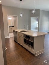 Building Photo - 6633 Dale Dr
