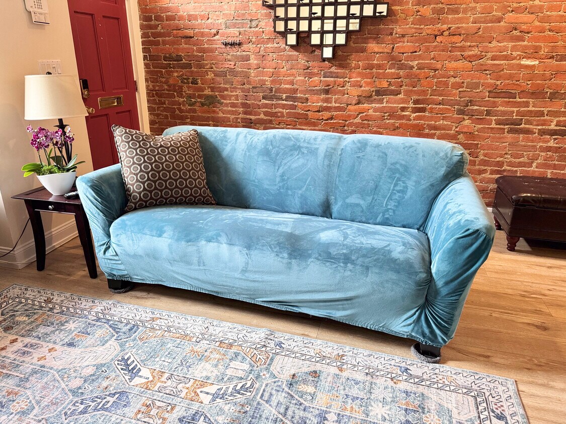 Photo - 1209 I St NE (Washington, DC)
