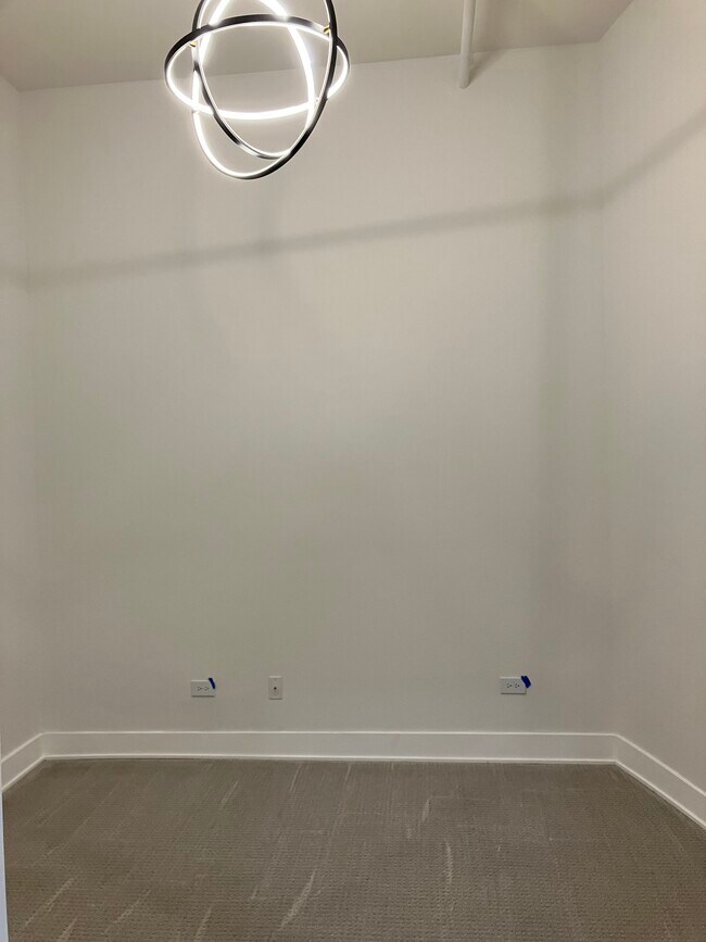 Foto del edificio - 1400 N Milwaukee Ave