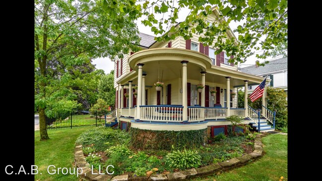 Building Photo - 4 br, 2 bath House - 15 West Street