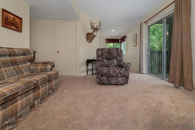 Foto del edificio - 2BR, 2Ba First floor apartment in Borden Commons