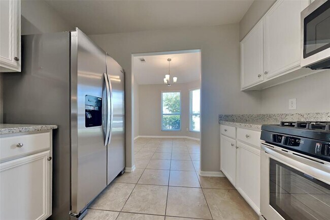 Building Photo - 16624 Foursquare Dr