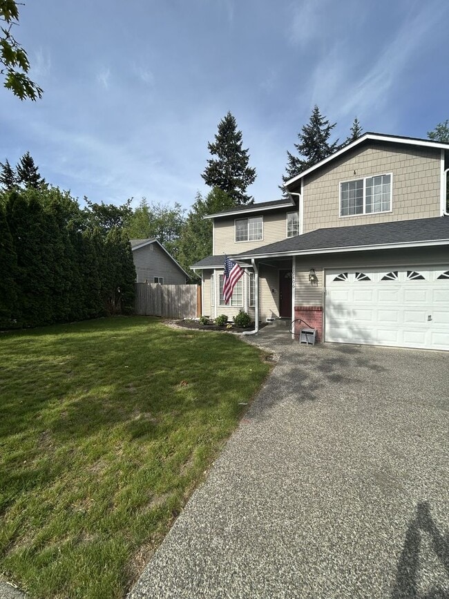Building Photo - 19406 Vista Dr