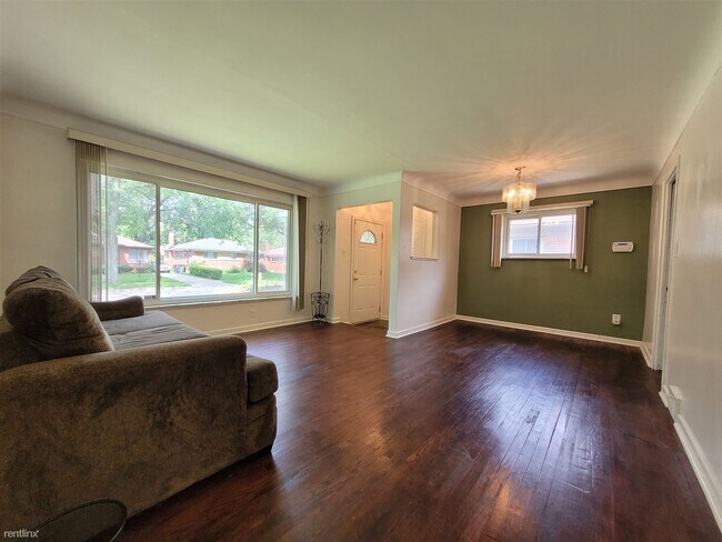 Building Photo - 3 br, 2 bath House - 22130 Gardner St