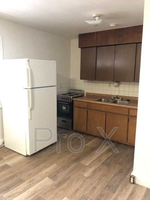 Foto del edificio - 104 W Hudson St