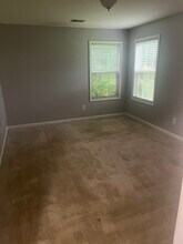 Building Photo - 5722 Flowers Ridge SW