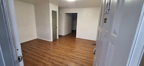 Building Photo - 158 W 930 N
