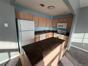 Building Photo - 2-44 Beach 77th St