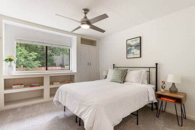 Foto del edificio - 802 Ramble Ln