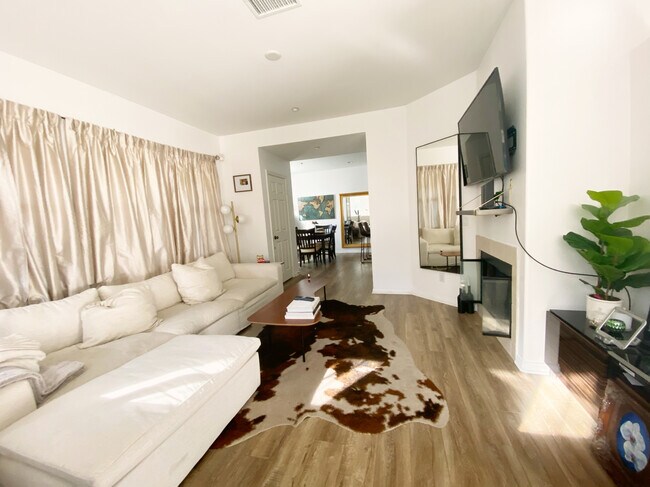 Living Room w/ Fireplace - 119 Danbrook