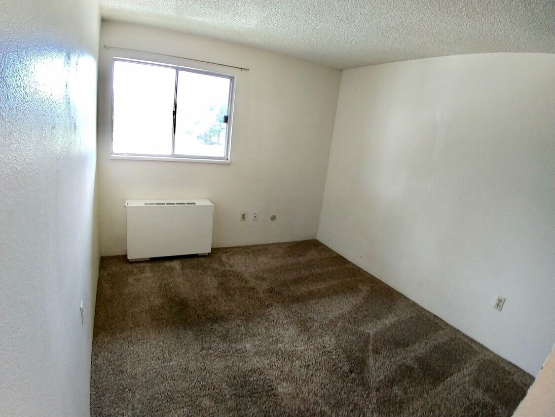 Primary Photo - Updated 3 Bedroom Condo in the Wimbledon N...