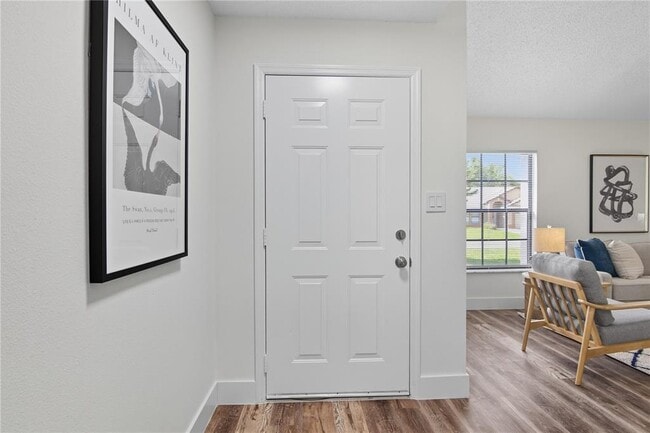 Building Photo - 205 Red Maple Dr