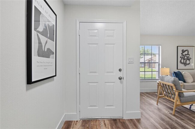 Foto del edificio - 205 Red Maple Dr