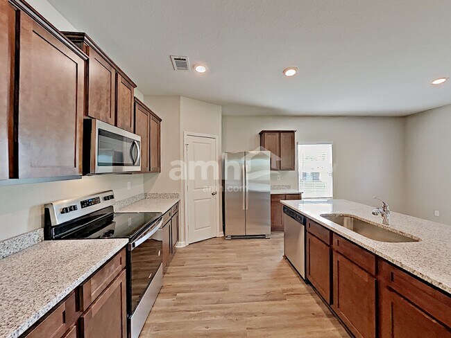 Foto del edificio - 3405 Ridge HillPkwy