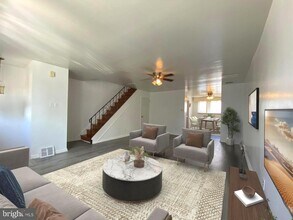Building Photo - 12673 Biscayne Dr