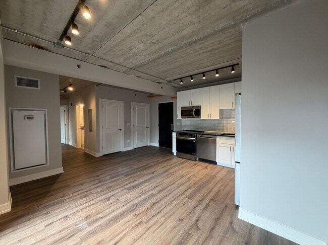 Foto del edificio - 952 W Carmen Ave