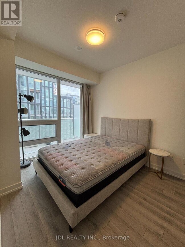 Photo du bâtiment - 89 Church St