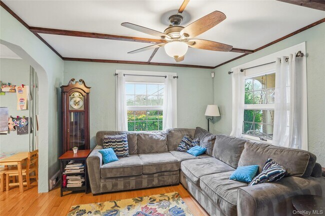 Foto del edificio - 241 N Highland Ave