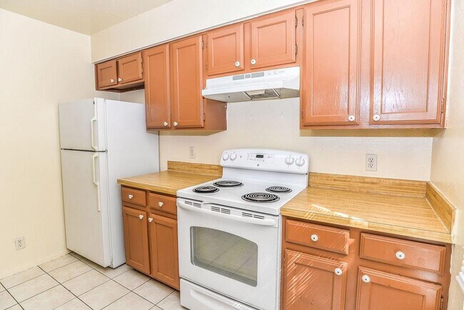 Foto del edificio - 2221 Stella St