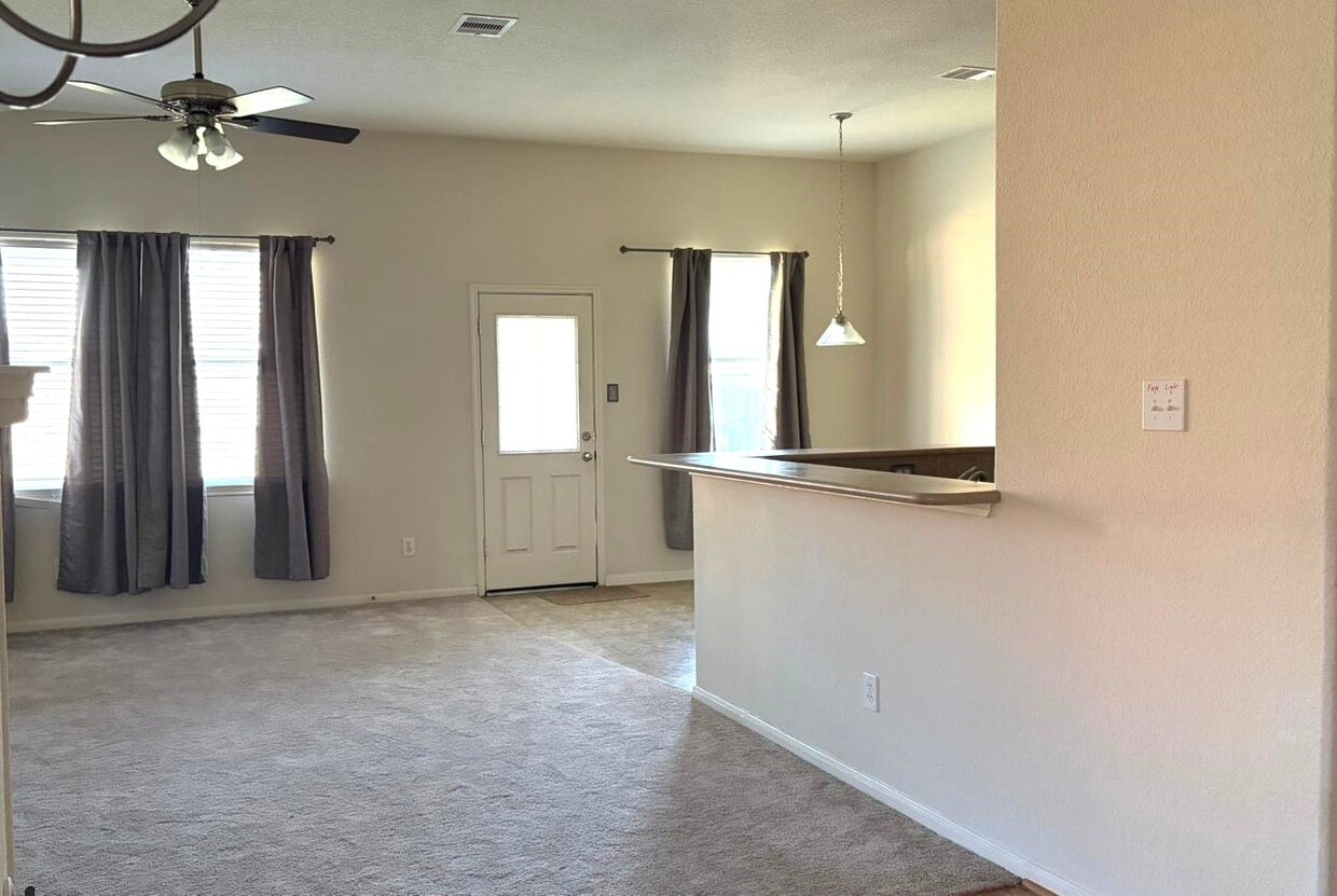 Building Photo - 7305 Stonelick Ct