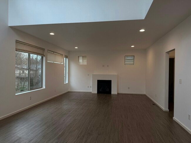 Foto del edificio - 18707 107th Ave SE