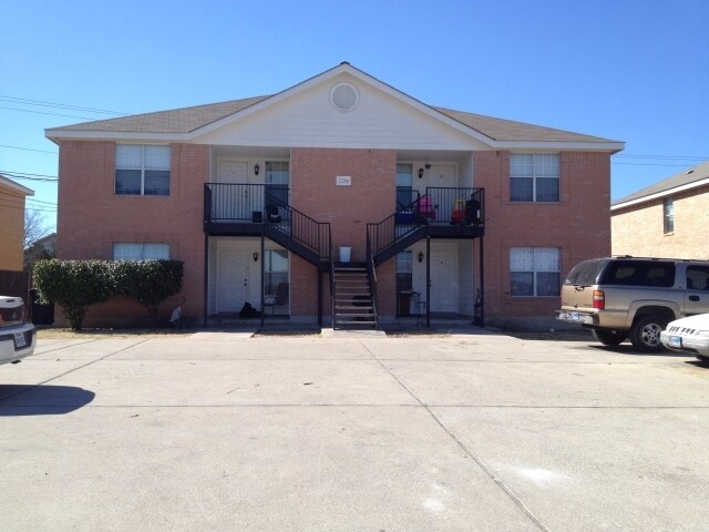Primary Photo - 2204 Katy Ln