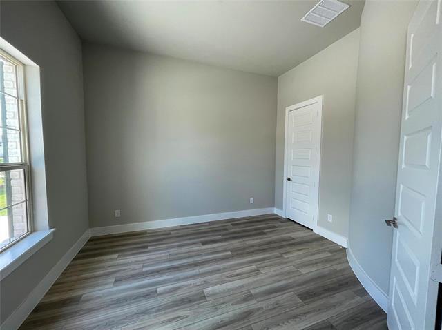 Building Photo - 1600 Santa Fe Ln