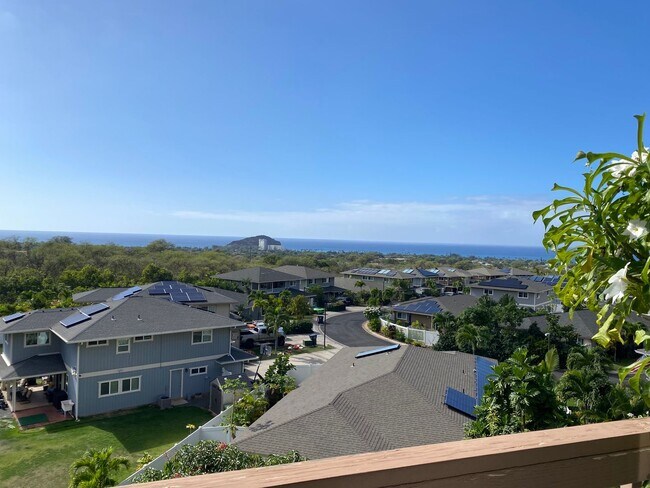 Building Photo - Makaha Valley Plantation - Two Bedroom