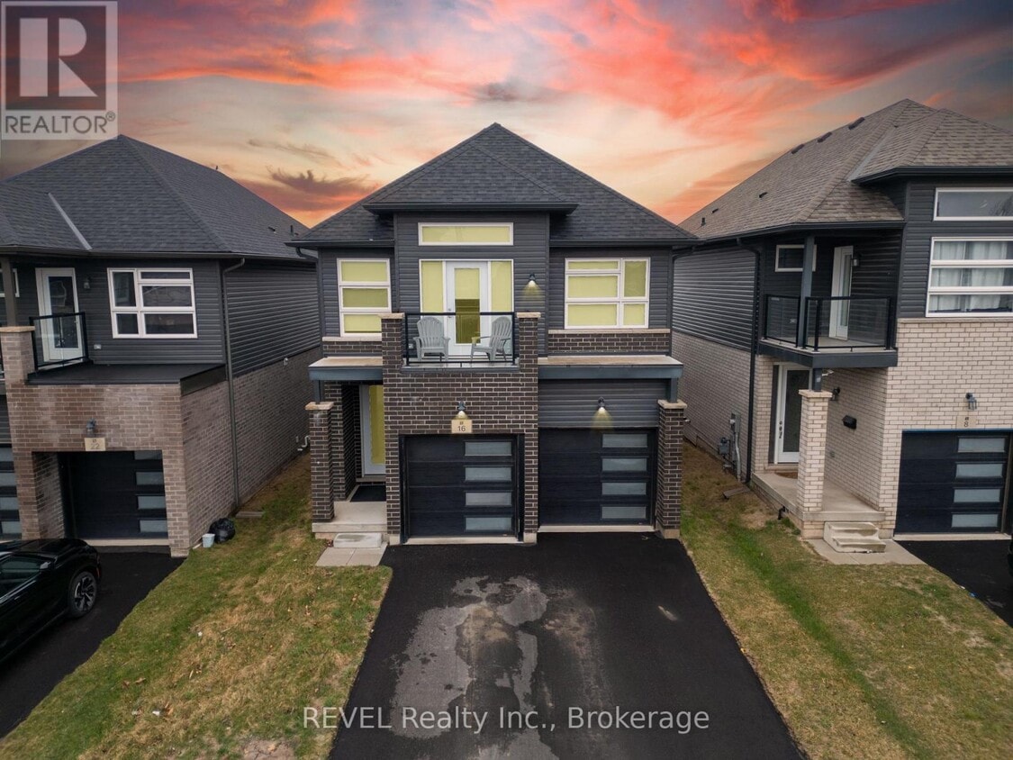 Primary Photo - 16 McLaughlin St