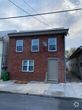 Building Photo - 137 N West St