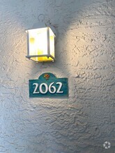 Building Photo - 3550 Bay Sands Dr