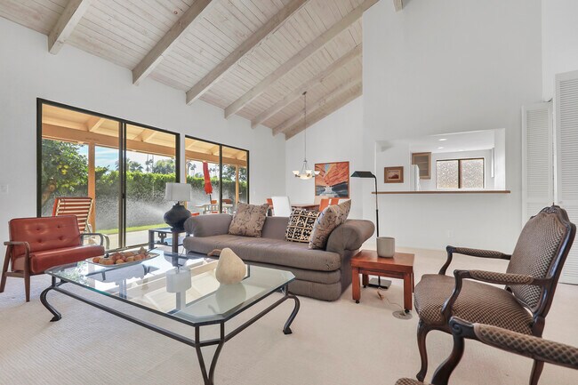 Foto del edificio - 37868 Los Cocos Dr E