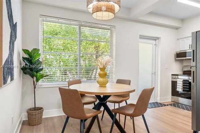 Foto del edificio - 1471 Lincoln Terrace