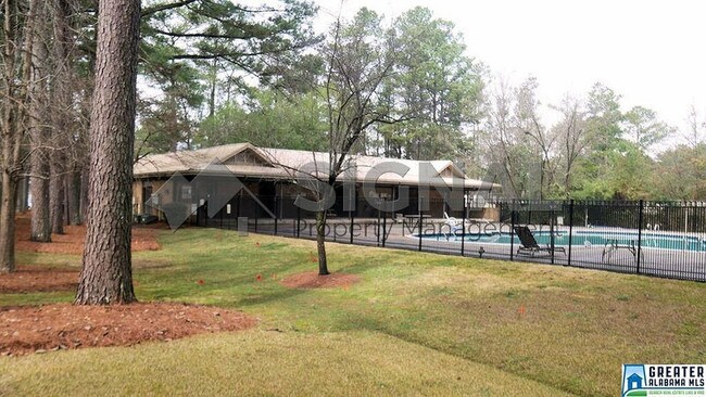 Building Photo - 3101 Lorna Rd