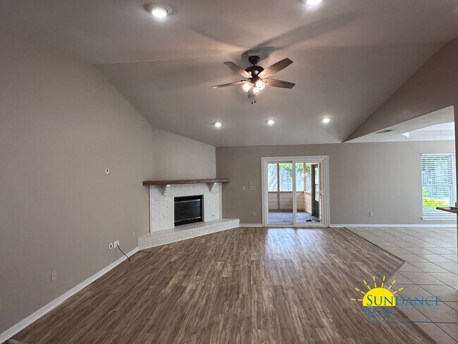 Foto del edificio - Beautiful 3 Bedroom Home in Fort Walton Be...