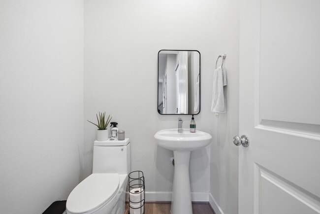 Building Photo - 2312 Silva Park Ln