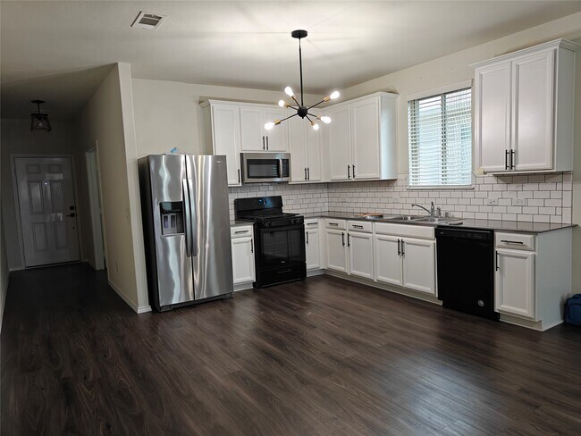 Foto del edificio - 1731 Gray Hawk Dr