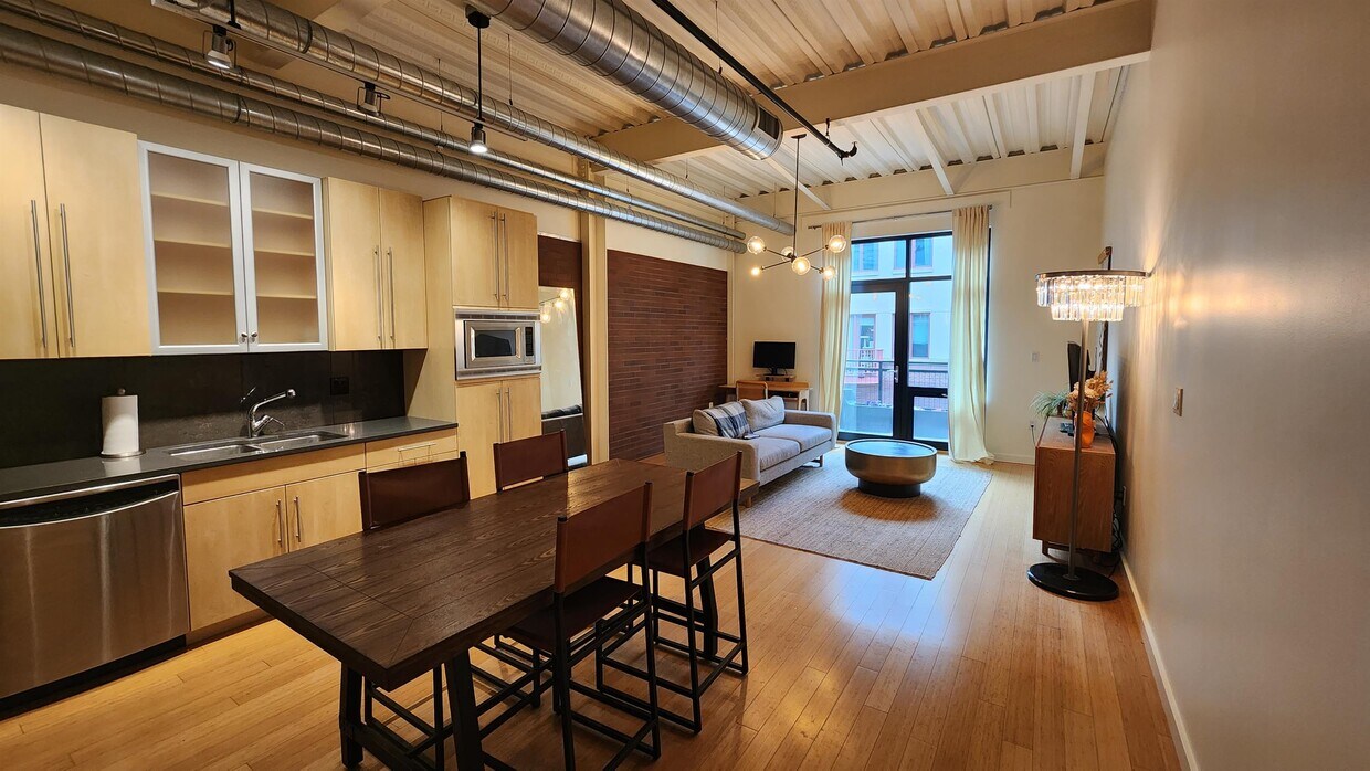Foto principal - 1360 Walnut St