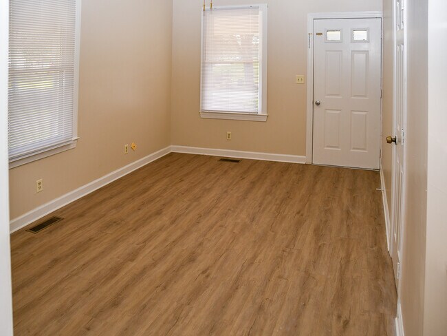 Foto del edificio - 216 Cary St