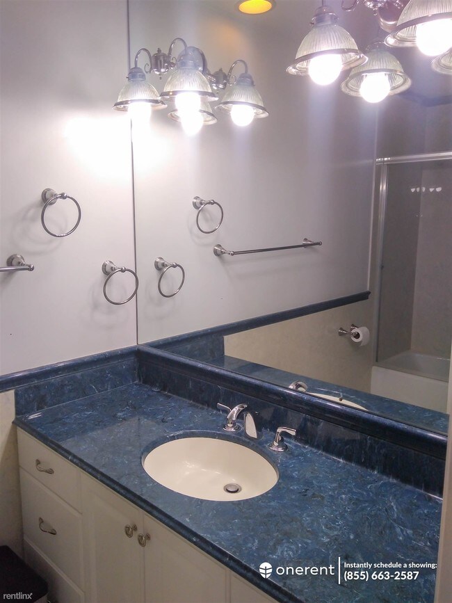 Foto del edificio - 540 Greenmeadow Way