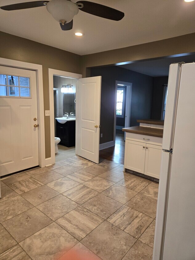 Foto principal - 646 Beech St