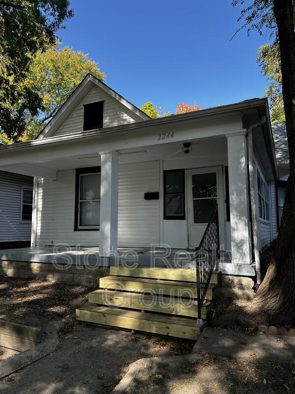 Primary Photo - 2244 1st Ave
