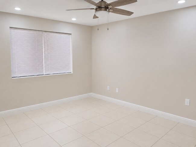 Building Photo - 4501 Fountains Dr