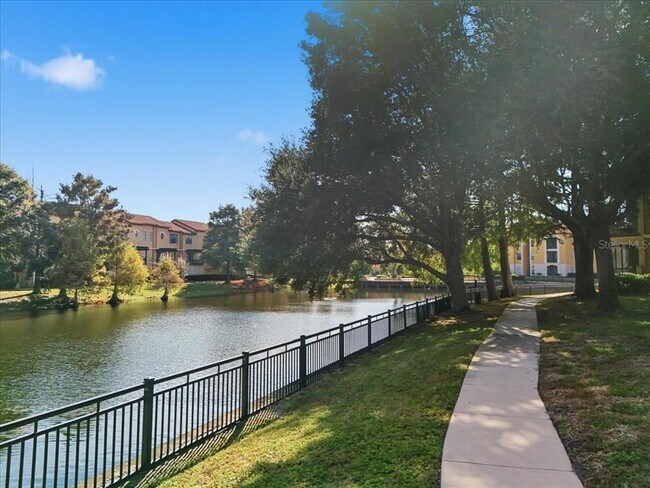 Foto del edificio - 6141 Metrowest Blvd