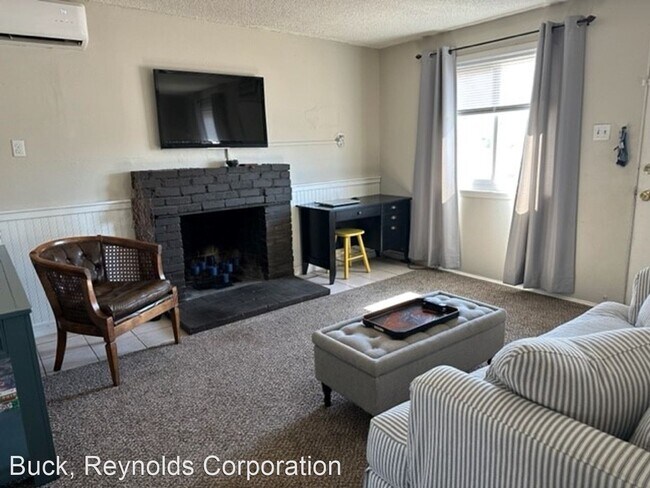 Foto del edificio - 2 br, 2 bath House - 889 Harbor Dr.